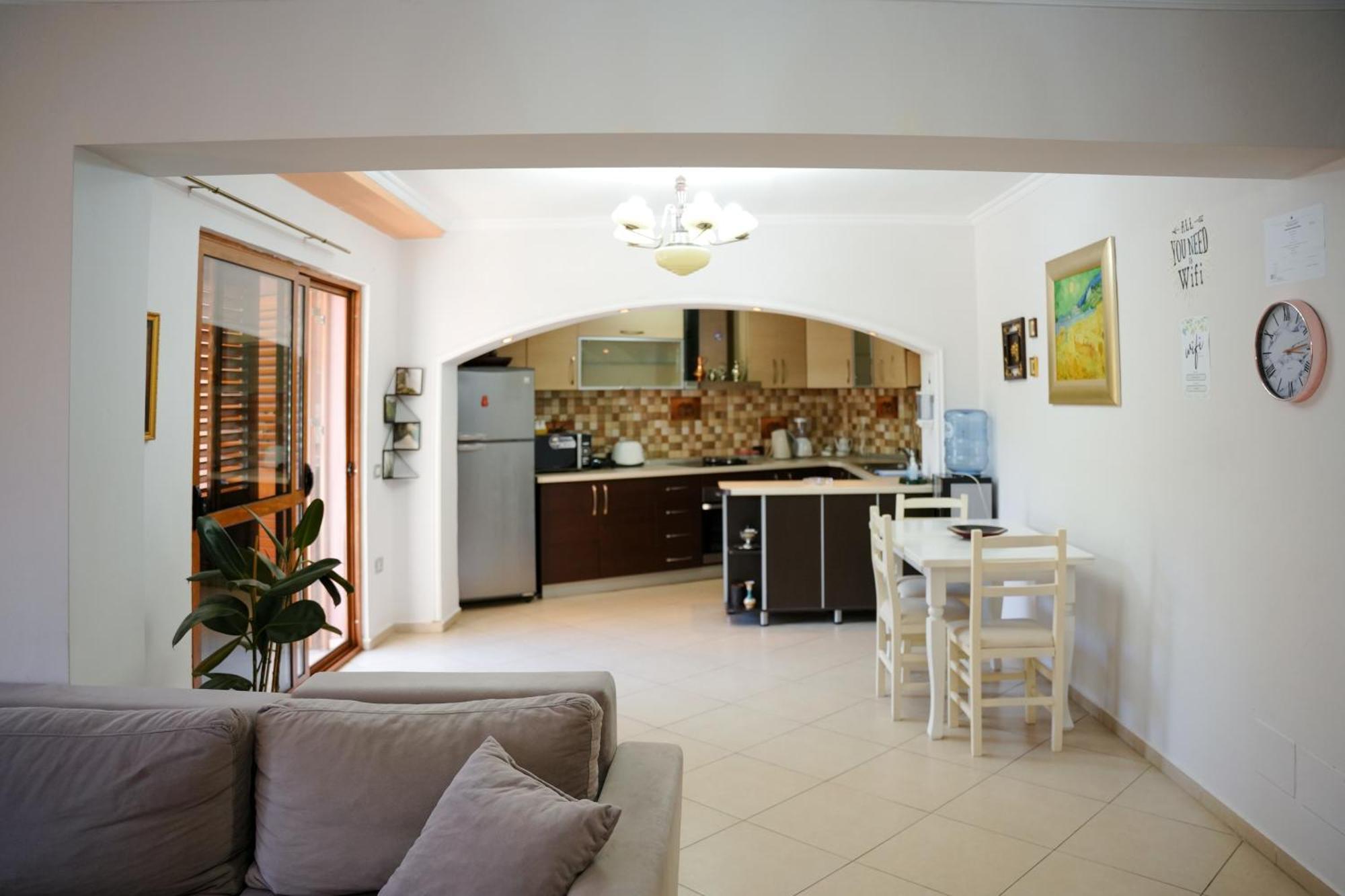 Tirana Centre Lions Gate 1 Apartment Екстериор снимка